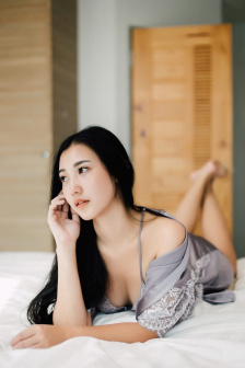 八戒网站免费观看视频